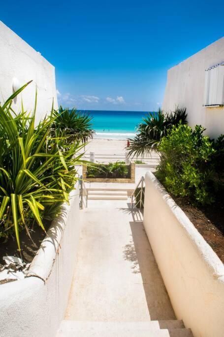 Ocean Front Villa Marlin, Best Location In Hotel Zone #109 Cancun Dış mekan fotoğraf