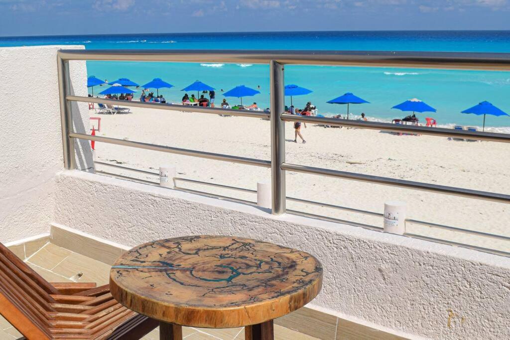 Ocean Front Villa Marlin, Best Location In Hotel Zone #109 Cancun Dış mekan fotoğraf
