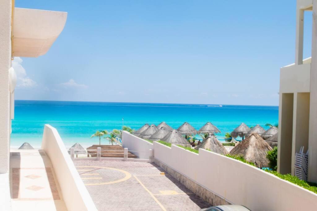 Ocean Front Villa Marlin, Best Location In Hotel Zone #109 Cancun Dış mekan fotoğraf