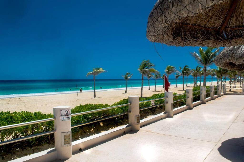 Ocean Front Villa Marlin, Best Location In Hotel Zone #109 Cancun Dış mekan fotoğraf